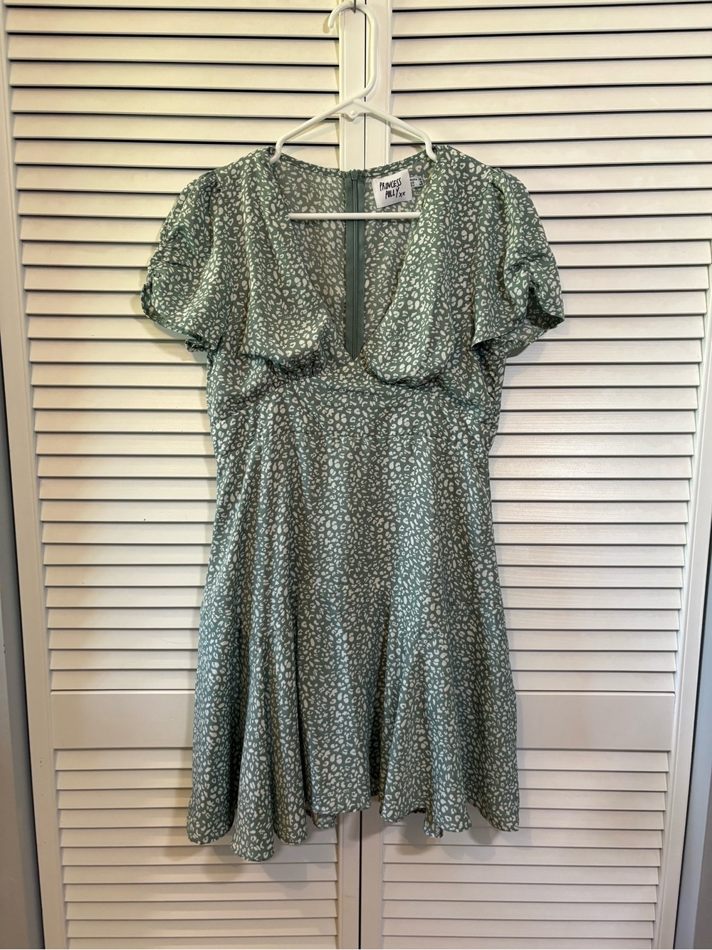 Princess Polly The Sting Leopard Print Mini Dress Green White Flowy Summer Fall
